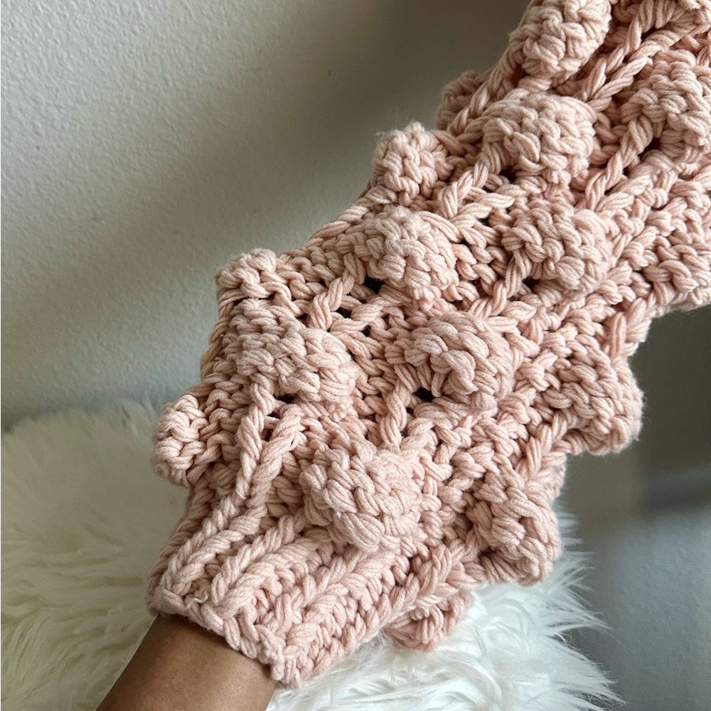 Pink popcorn chunky cable knit sweater small - Picture 6 of 6